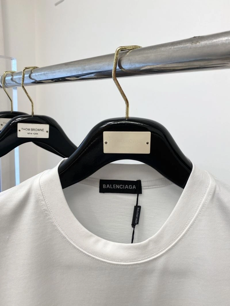 Balenciaga T-Shirts Durable 97582