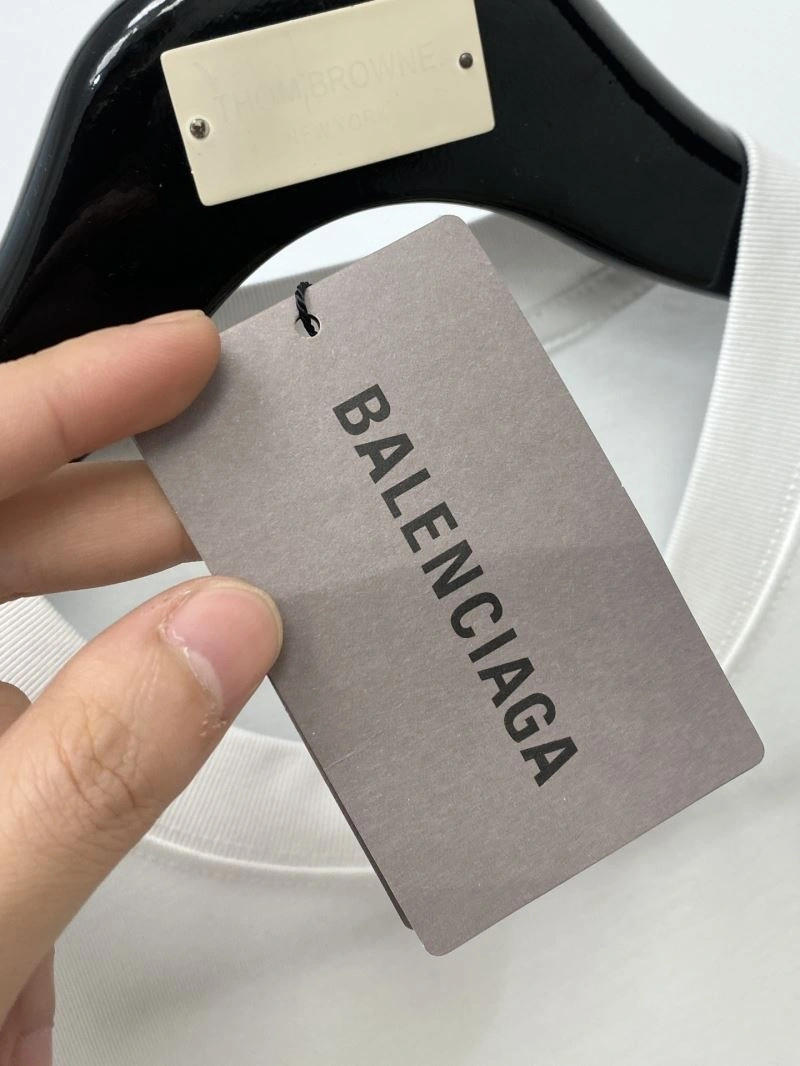 Balenciaga T-Shirts Durable 97582
