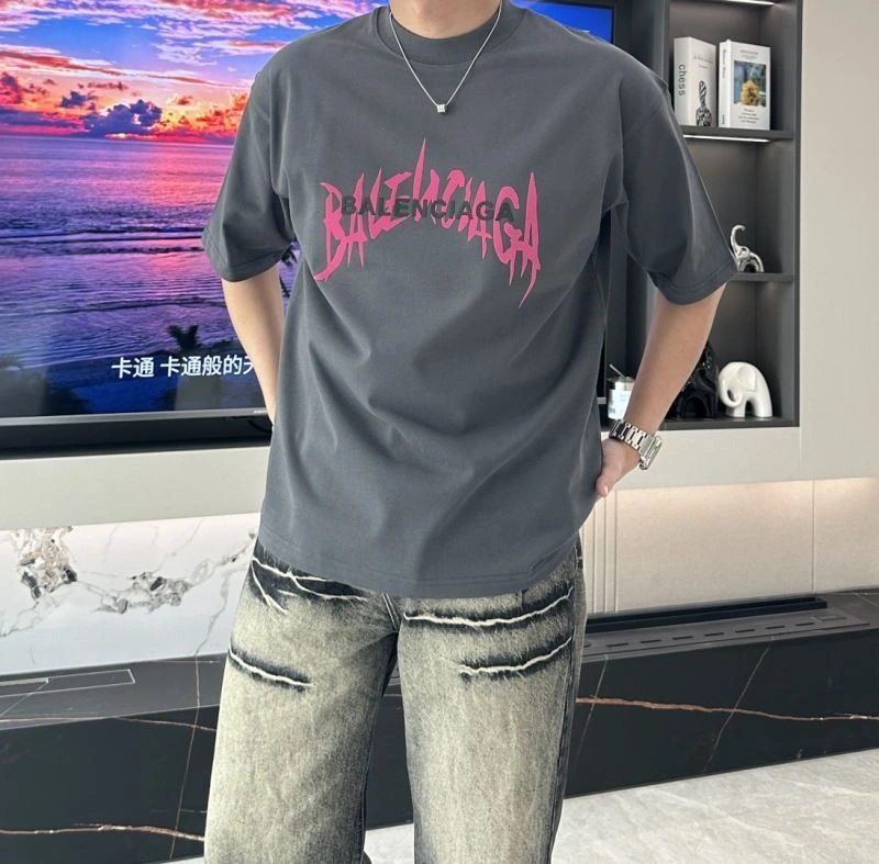 Balenciaga T-Shirts TimelessDesign 97592