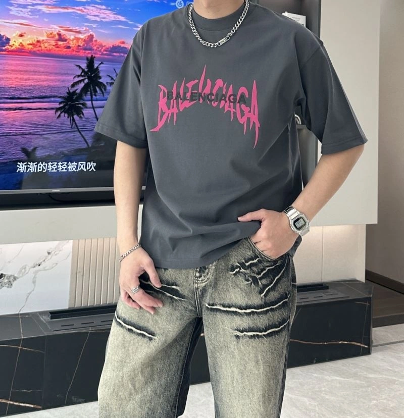 Balenciaga T-Shirts TimelessDesign 97592
