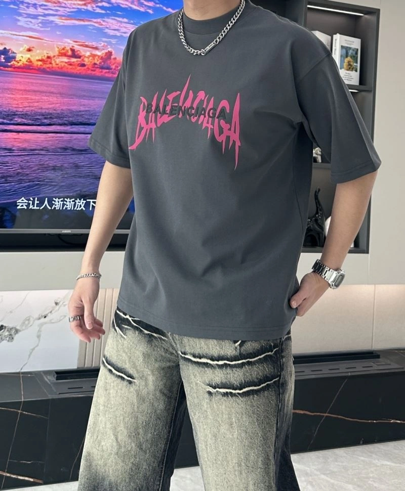 Balenciaga T-Shirts TimelessDesign 97592