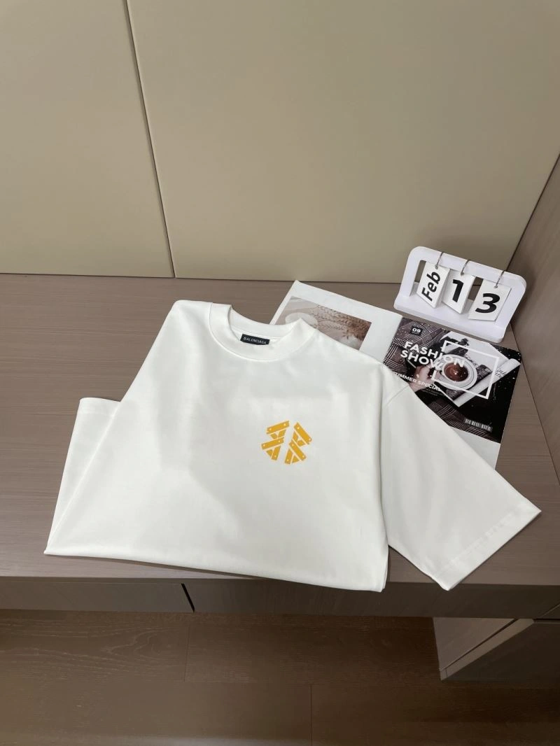 Balenciaga T-Shirts Durable 97551