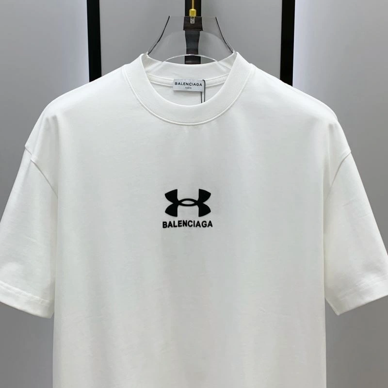 Vibrant Balenciaga T-Shirts 97575
