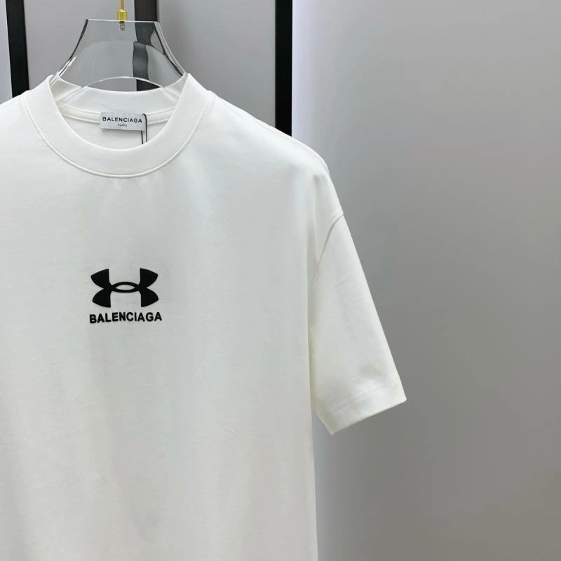 Vibrant Balenciaga T-Shirts 97575