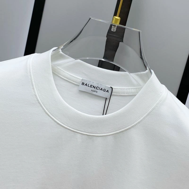 Vibrant Balenciaga T-Shirts 97575