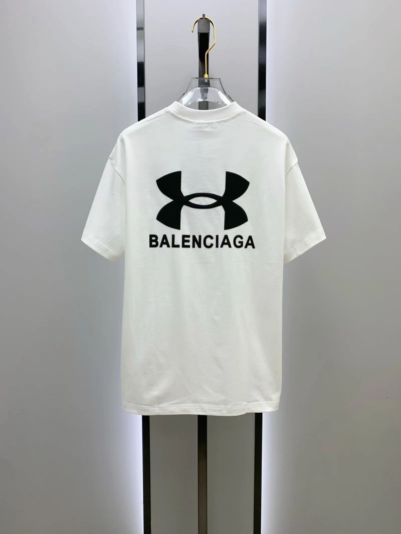 Vibrant Balenciaga T-Shirts 97575
