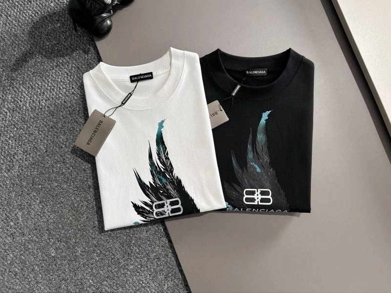 Balenciaga T-Shirts Sleek 97609
