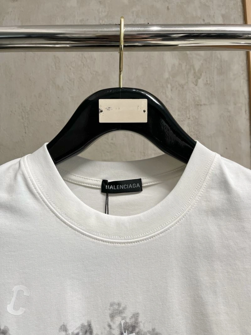 Chic Balenciaga T-Shirts 97528