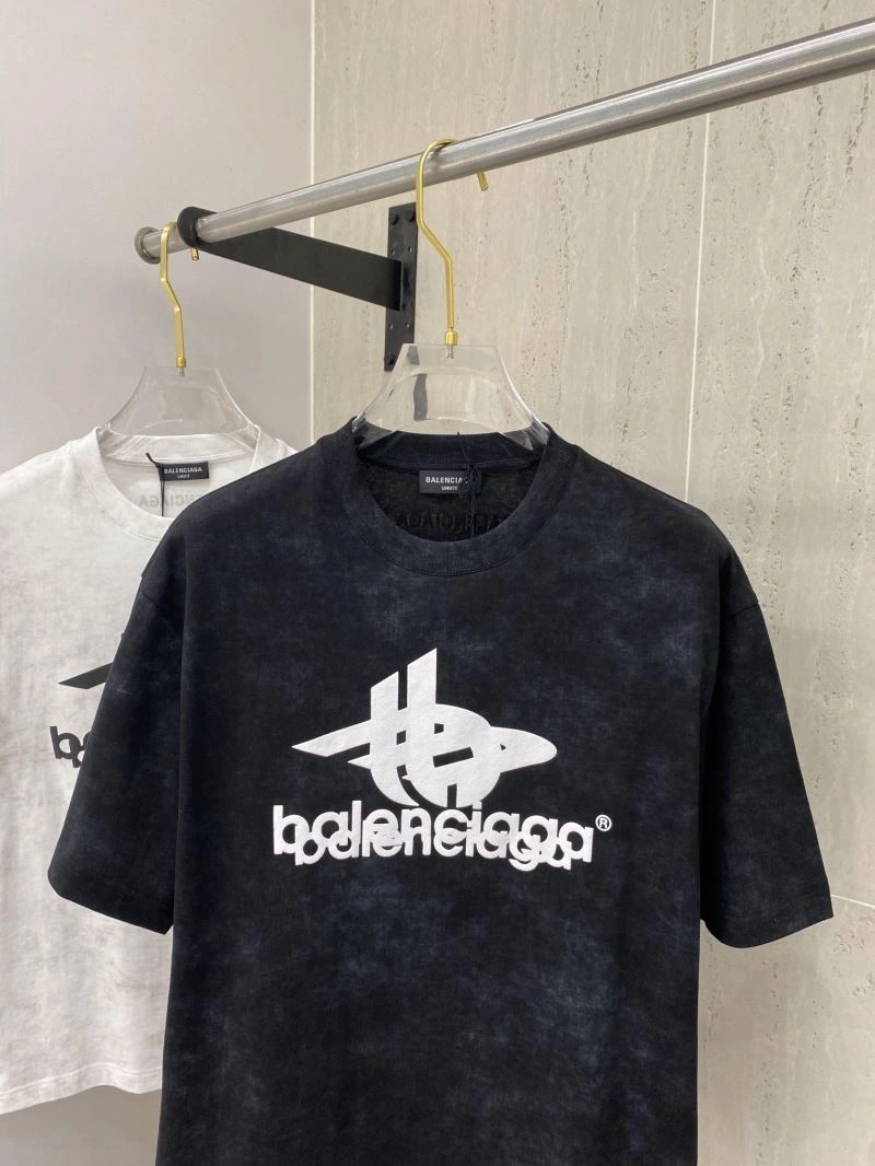 Resilient Balenciaga T-Shirts 97574
