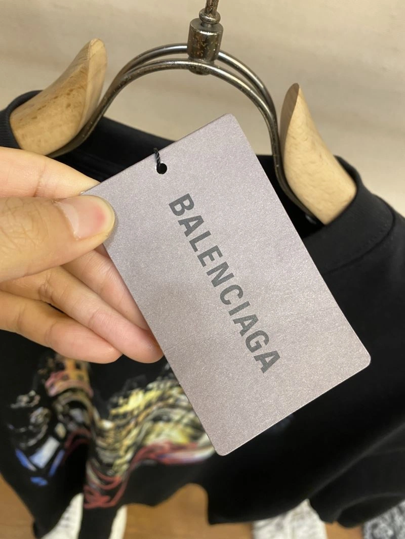 FlexibleFit Balenciaga T-Shirts 97534