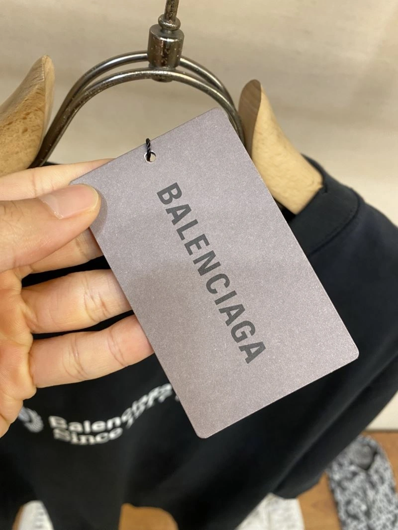 Balenciaga T-Shirts UrbanChic 97541