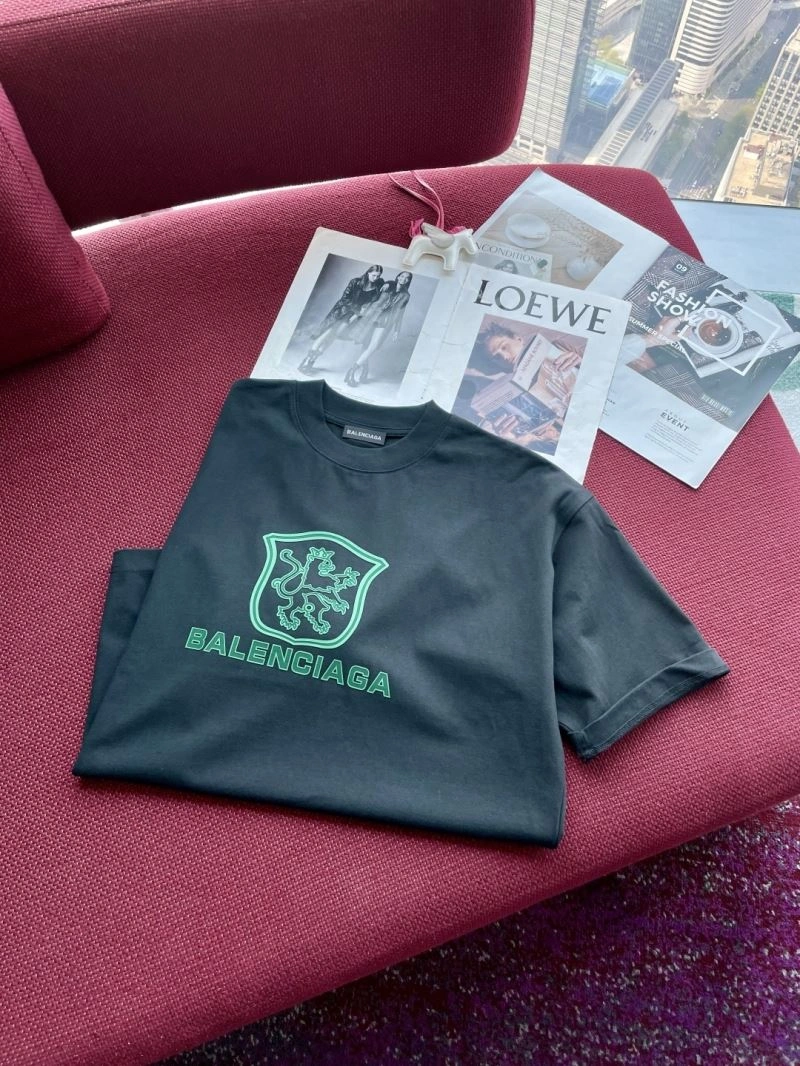 Neat Balenciaga T-Shirts 97501