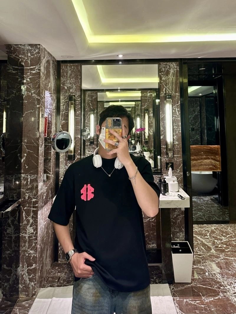 MoistureWicking Balenciaga T-Shirts 97495