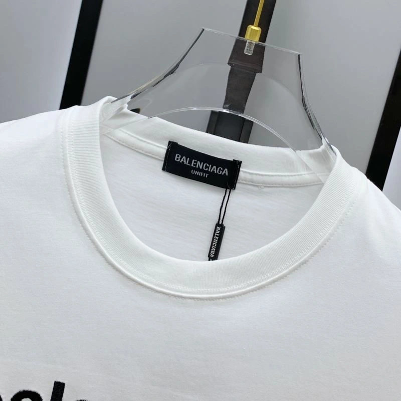Neat Balenciaga T-Shirts 97485