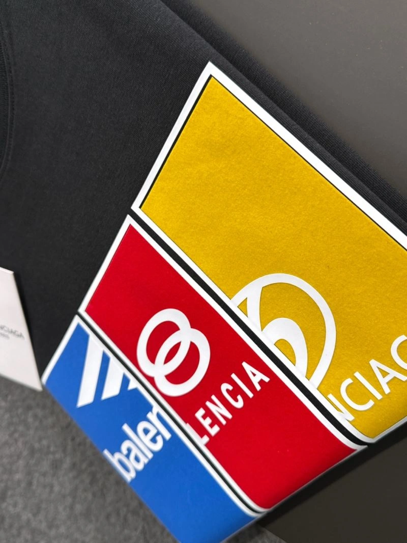 Balenciaga T-Shirts Trendsetting 97484