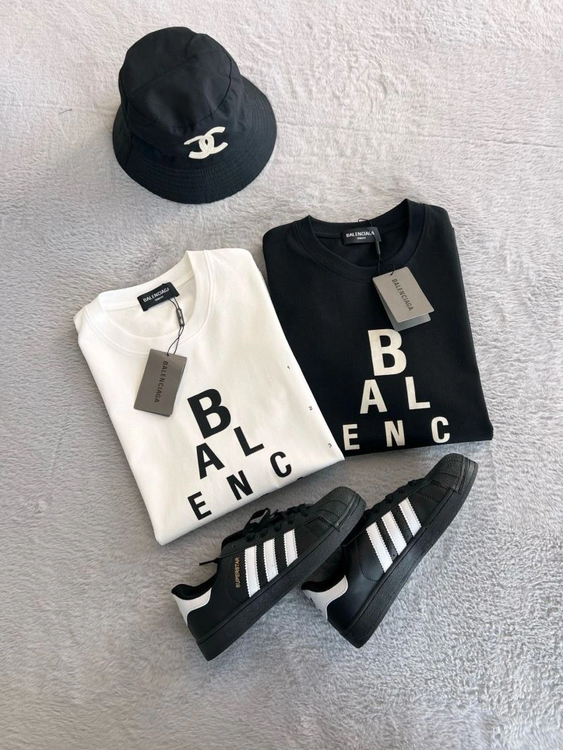 Stretchable Balenciaga T-Shirts 97480