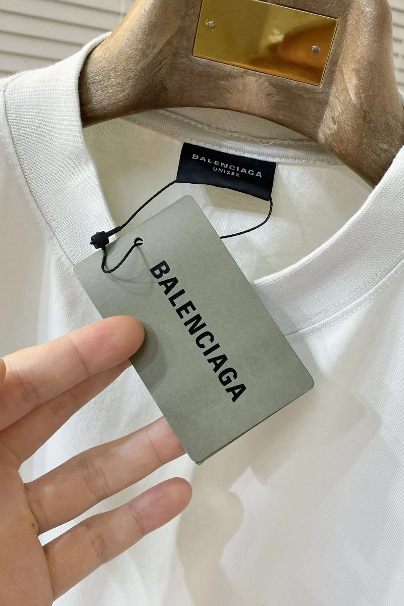 Sporty Balenciaga T-Shirts 97441