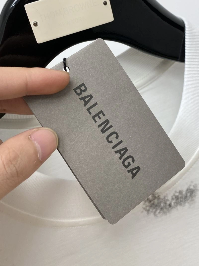Attractive Balenciaga T-Shirts 97415