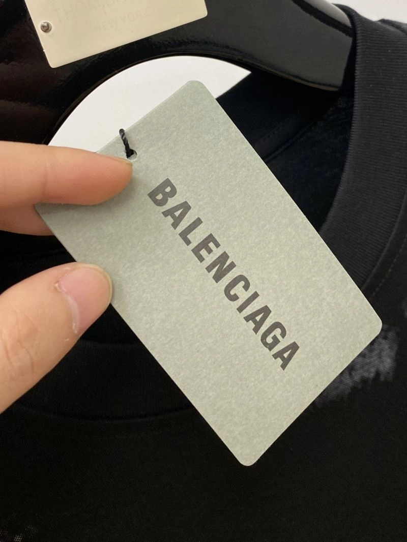 Sophisticated Balenciaga T-Shirts 97421