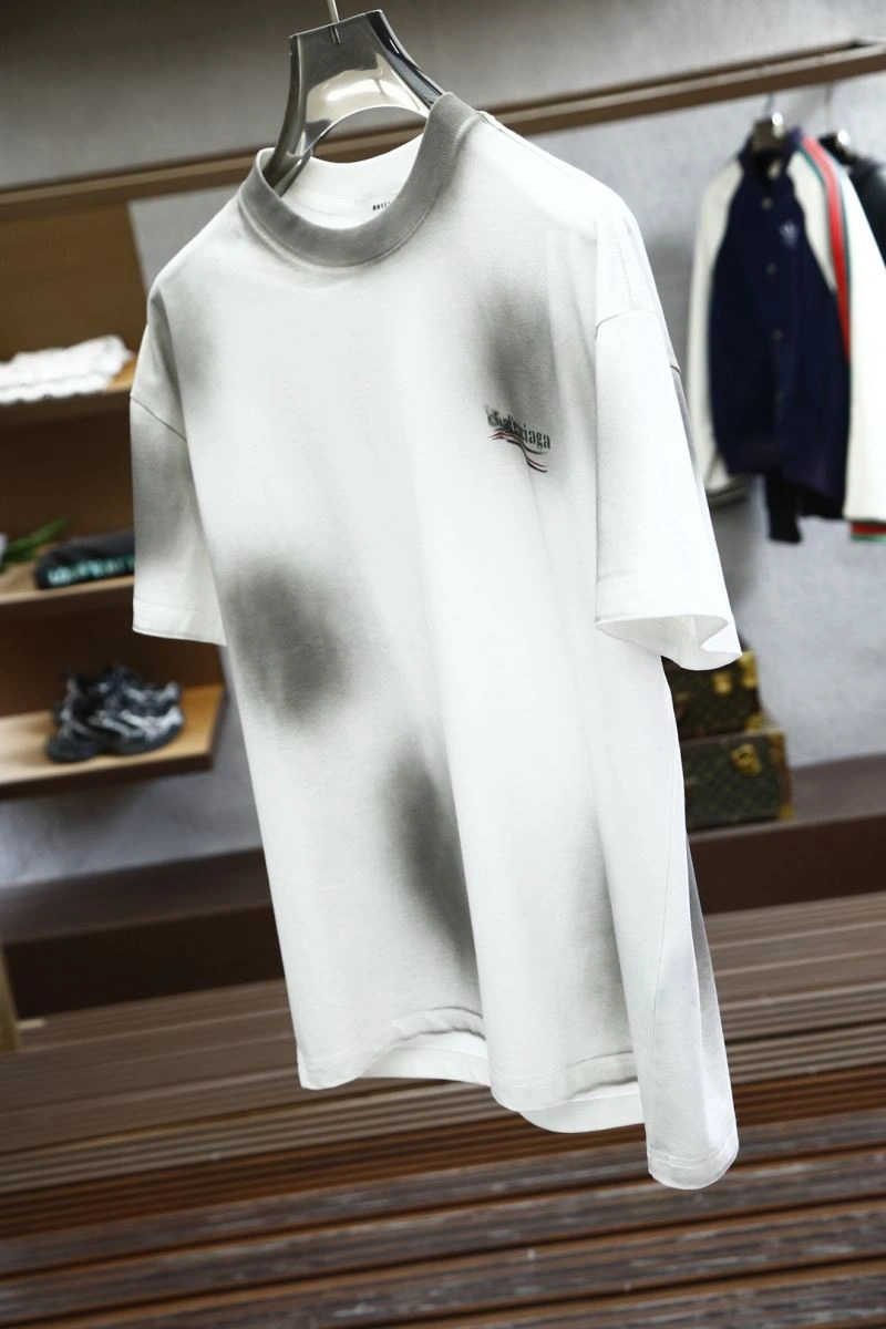 Balenciaga T-Shirts TimelessDesign 97411