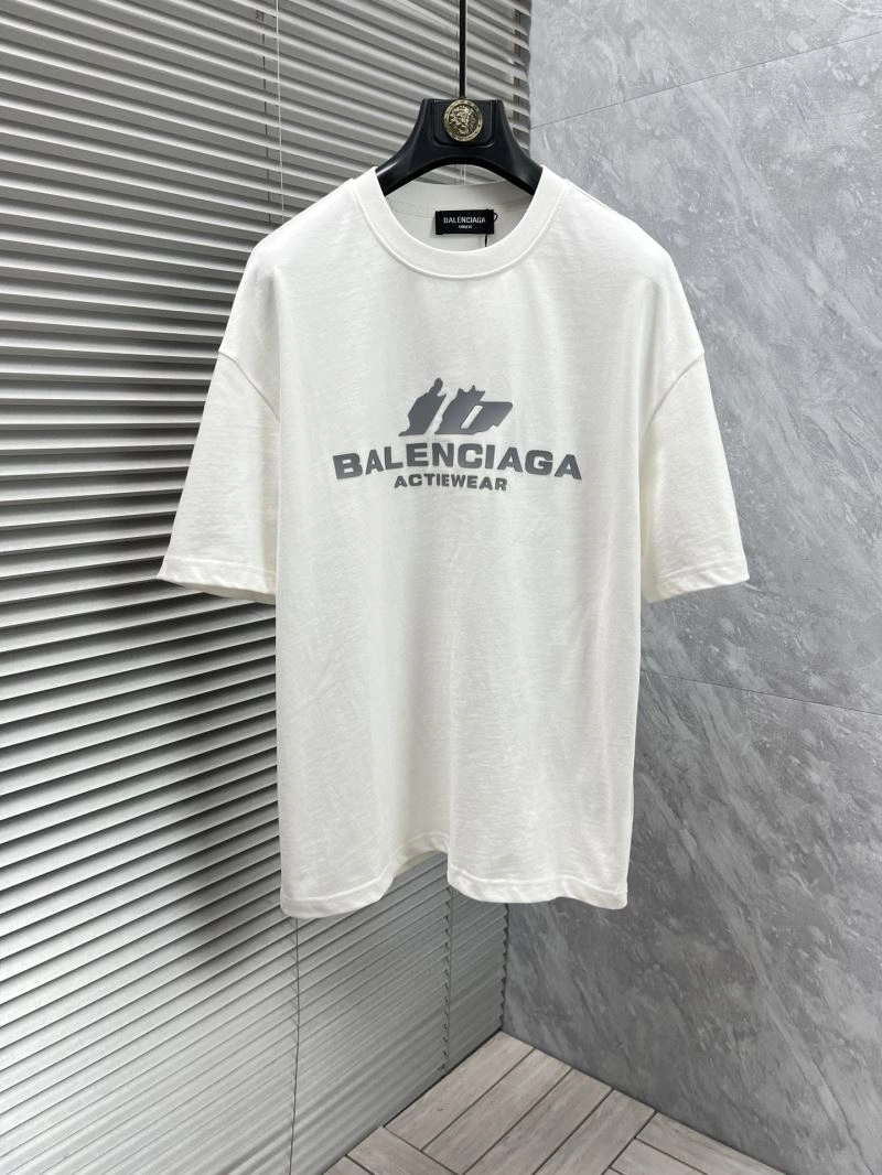 Contemporary Balenciaga T-Shirts 97350