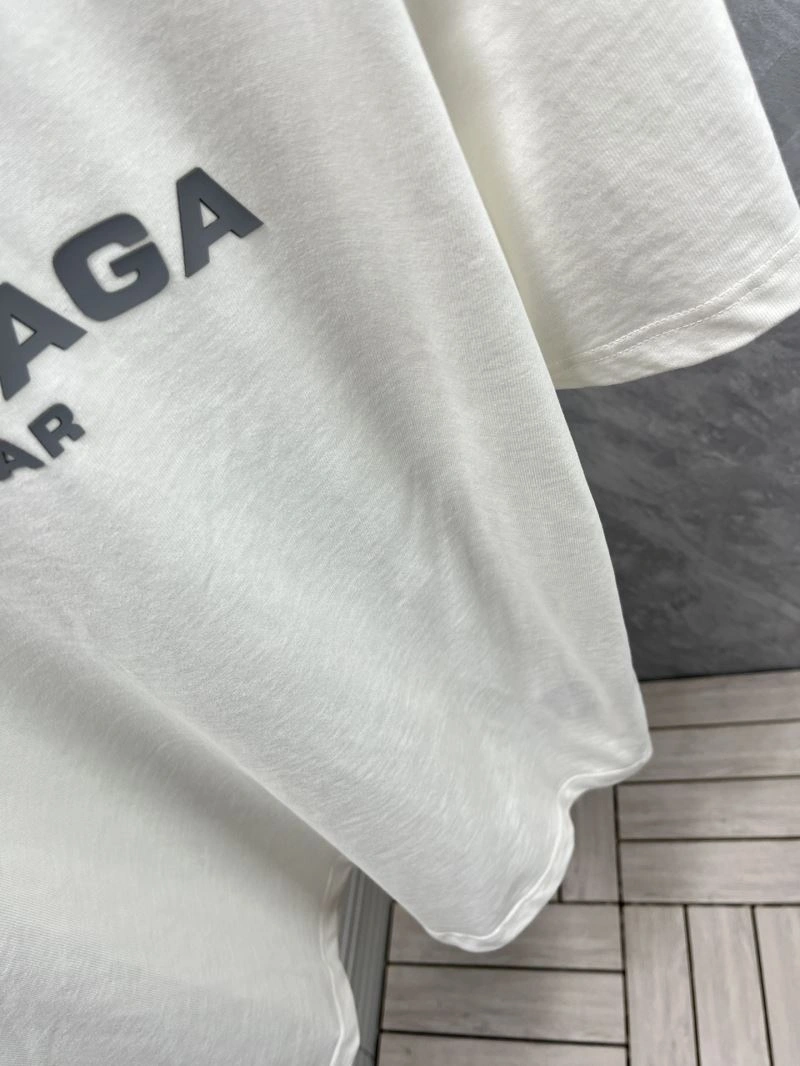 Contemporary Balenciaga T-Shirts 97350