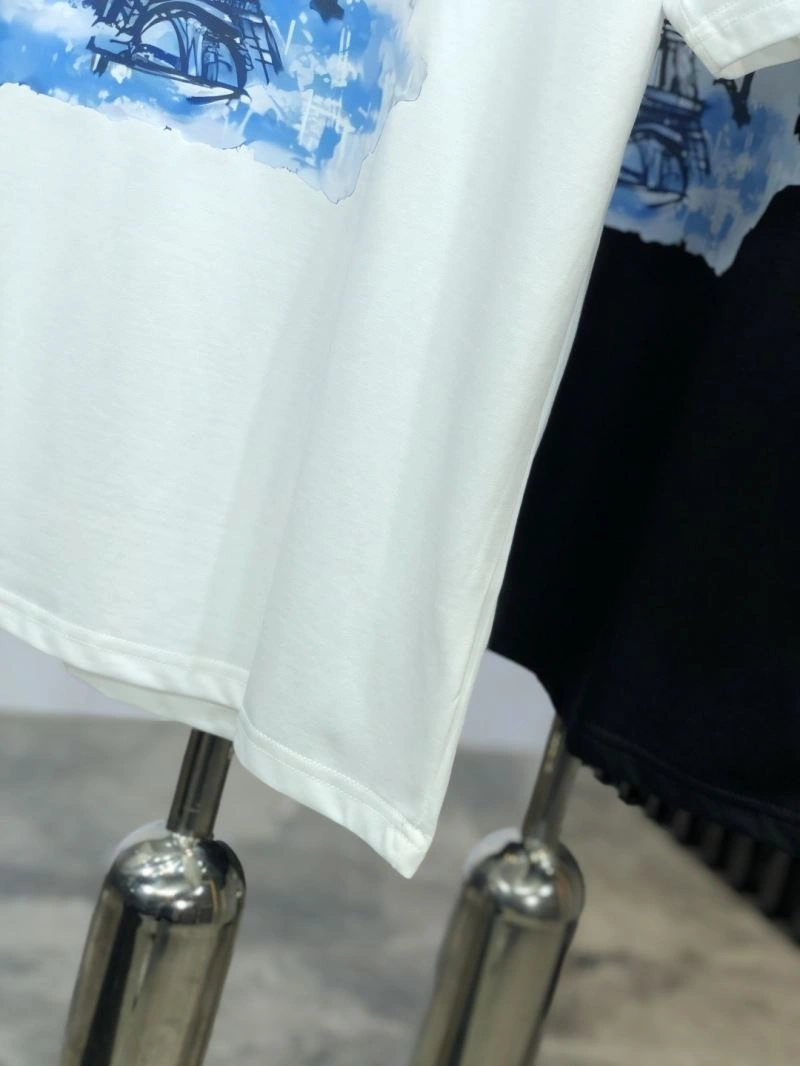 Bold Balenciaga T-Shirts 97301