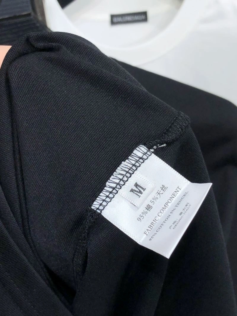 Balenciaga T-Shirts Durable 97375