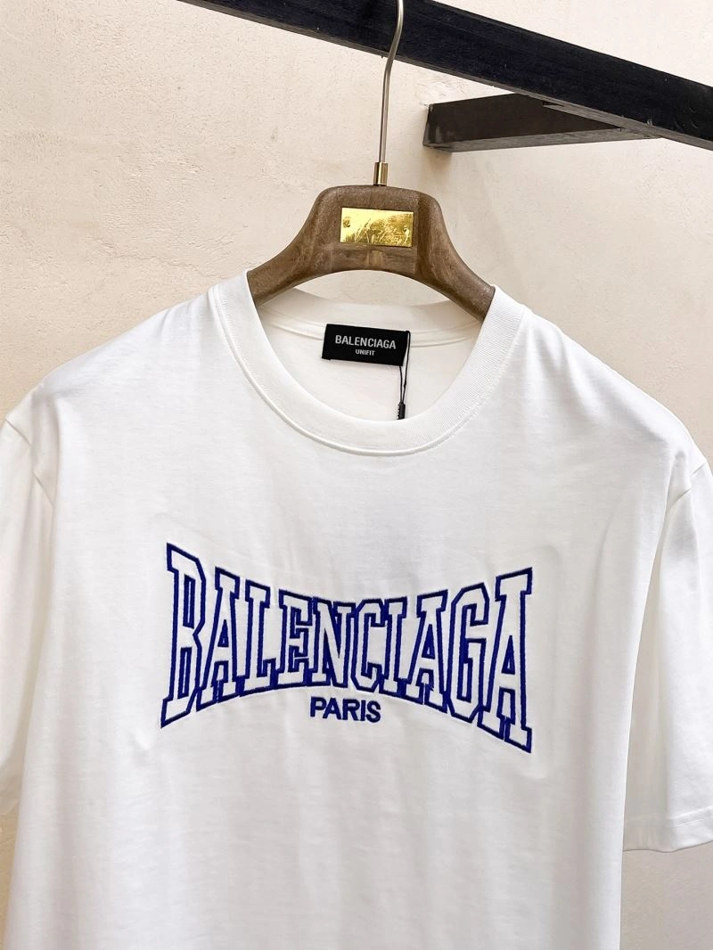 Sleek Balenciaga T-Shirts 97304