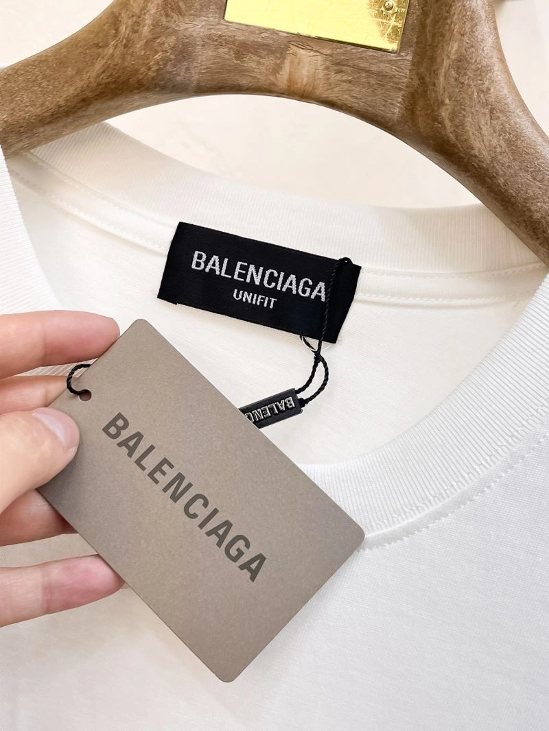 Sleek Balenciaga T-Shirts 97304