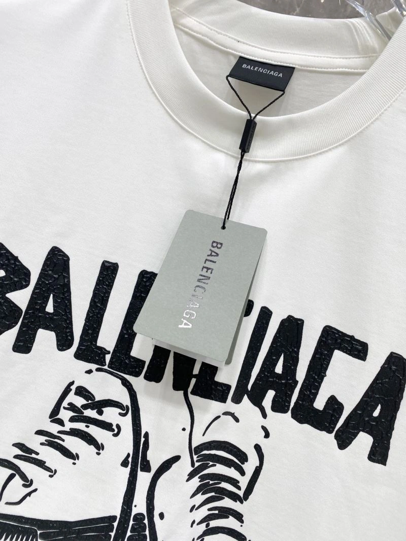 Elegant Balenciaga T-Shirts 97409
