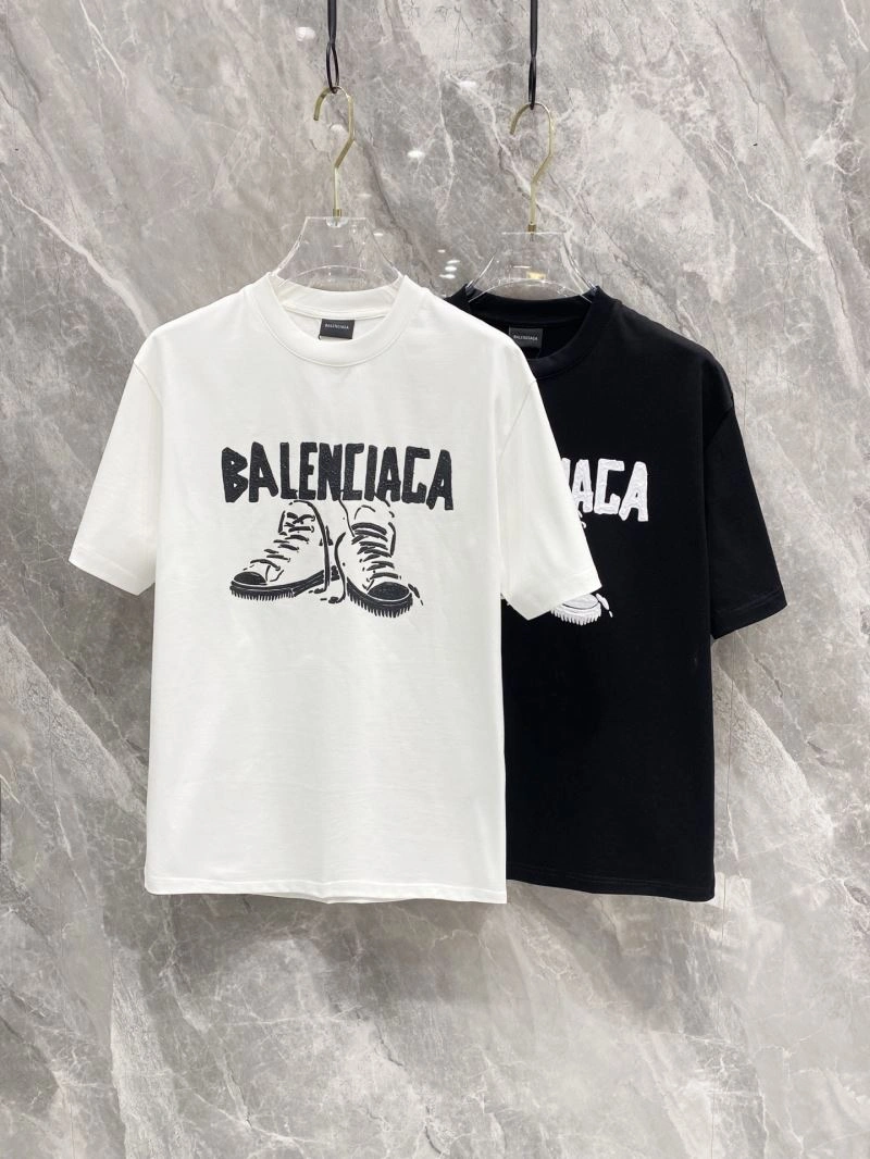Elegant Balenciaga T-Shirts 97409