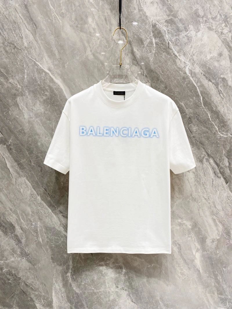 Contemporary Balenciaga T-Shirts 97305