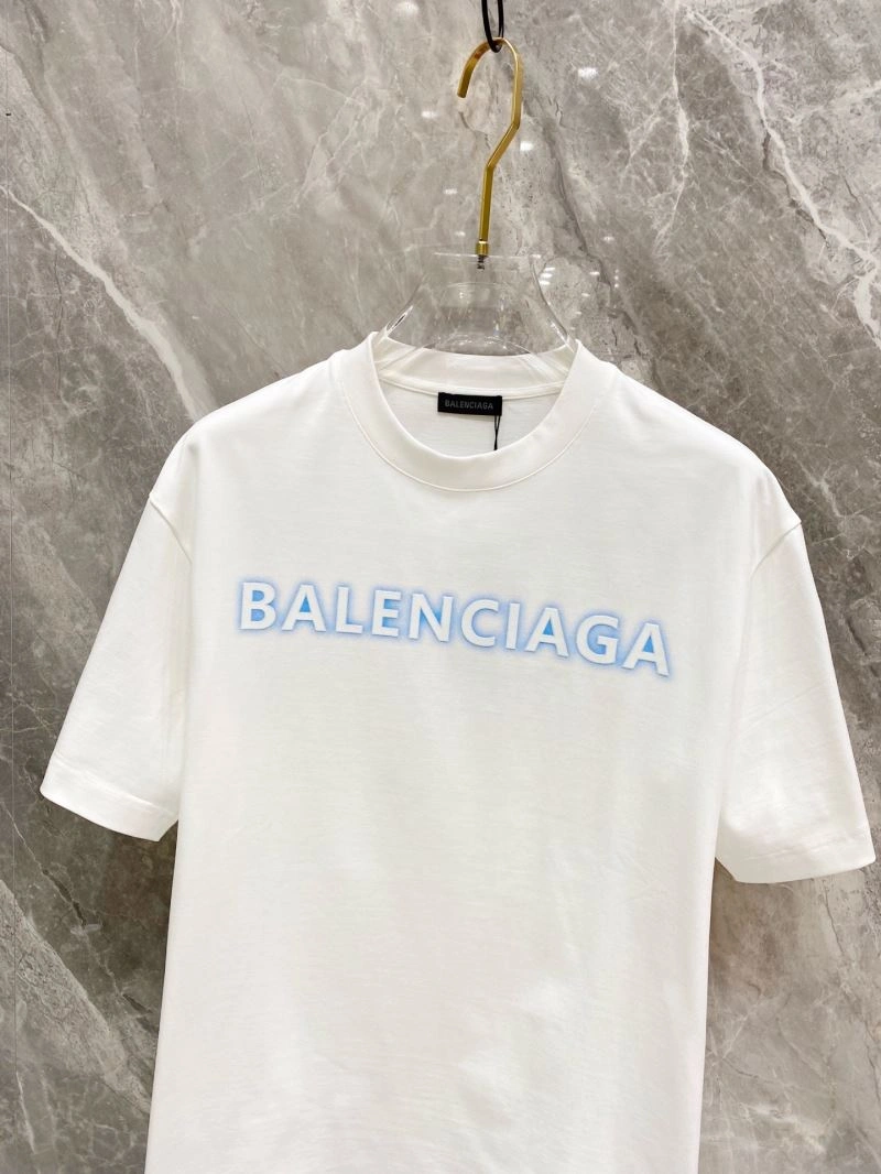 Contemporary Balenciaga T-Shirts 97305