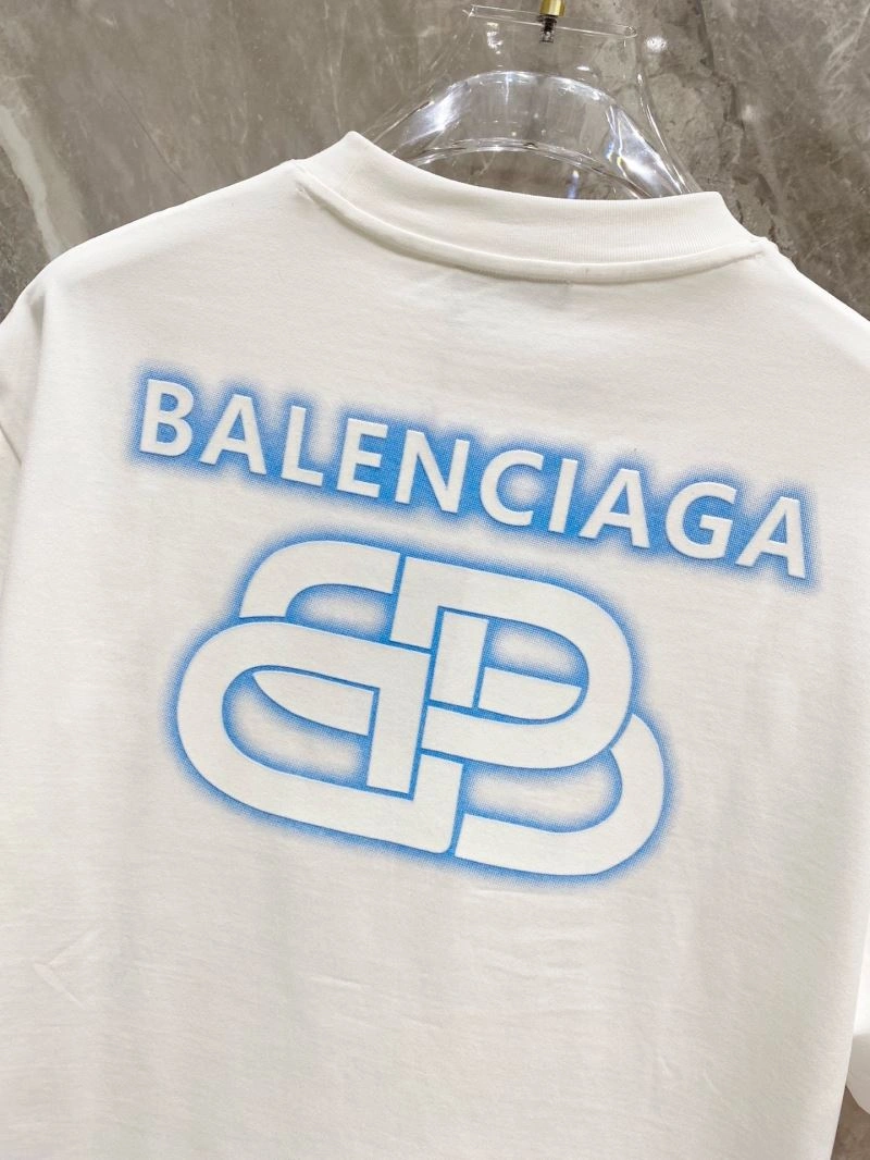 Contemporary Balenciaga T-Shirts 97305