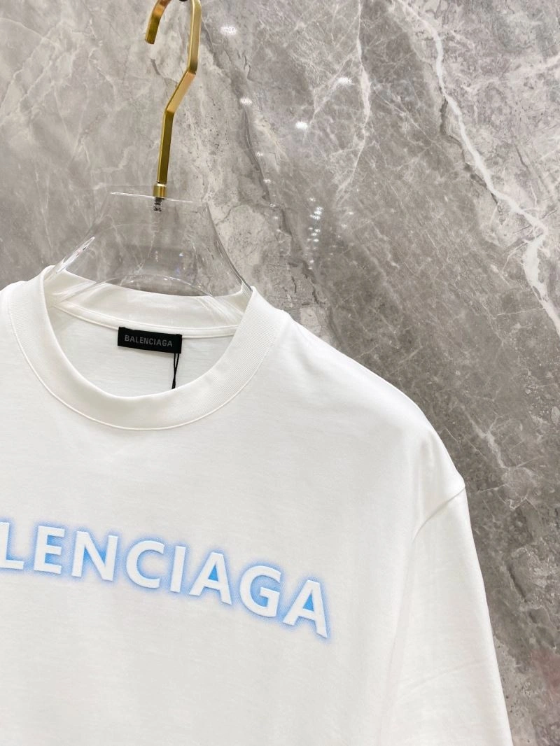 Contemporary Balenciaga T-Shirts 97305