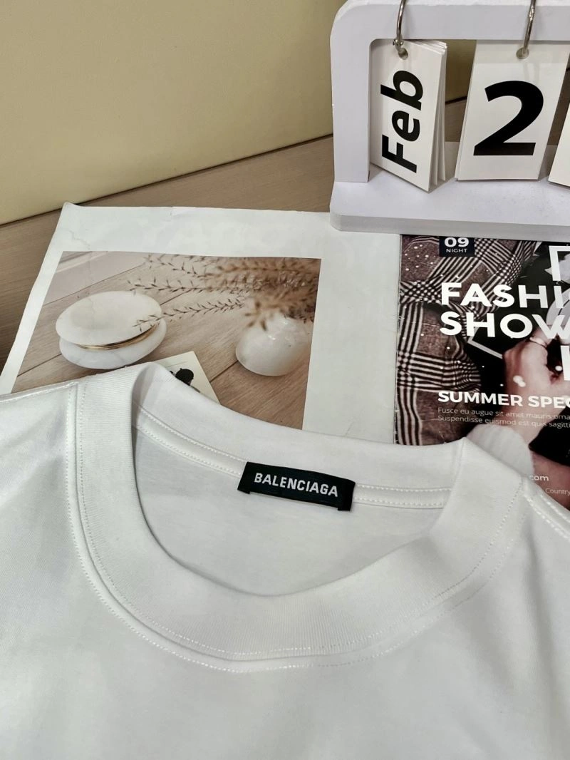 Balenciaga T-Shirts Durable 97295
