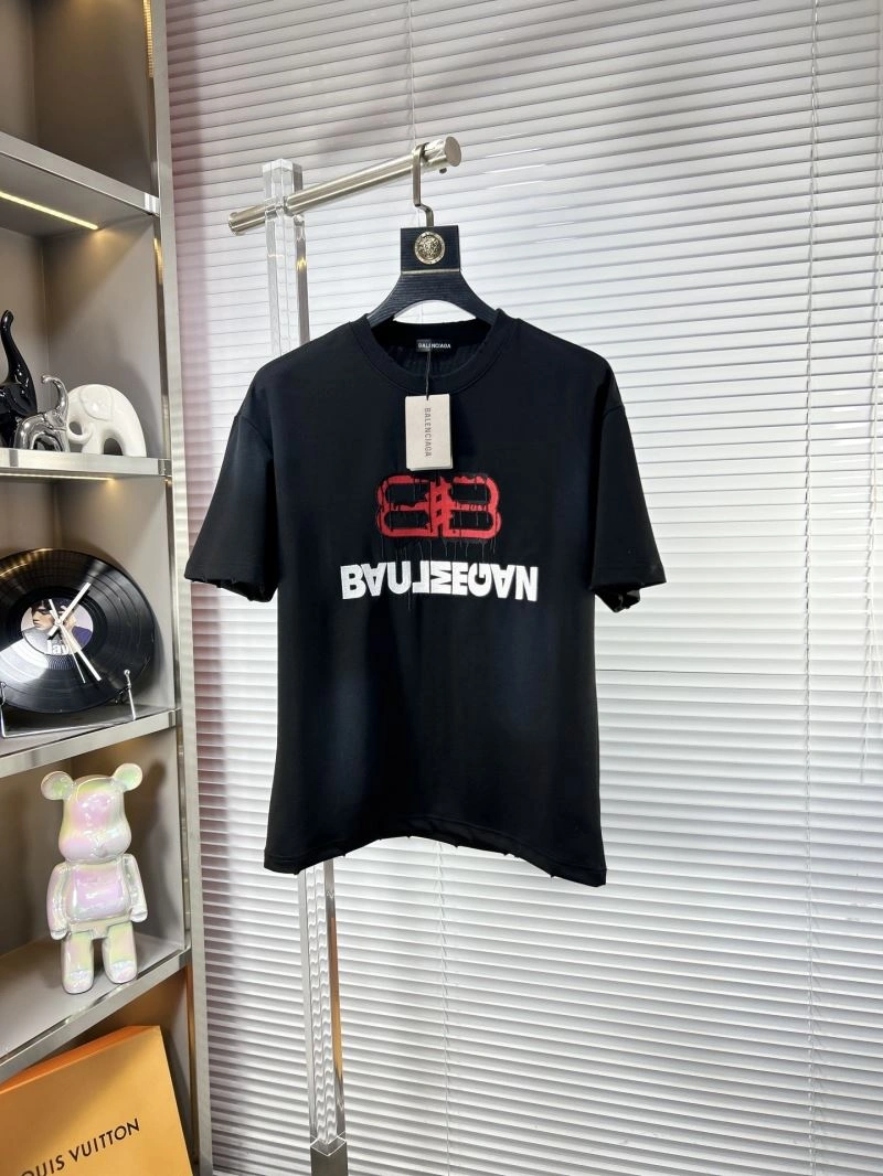 Reliable Balenciaga T-Shirts 97281