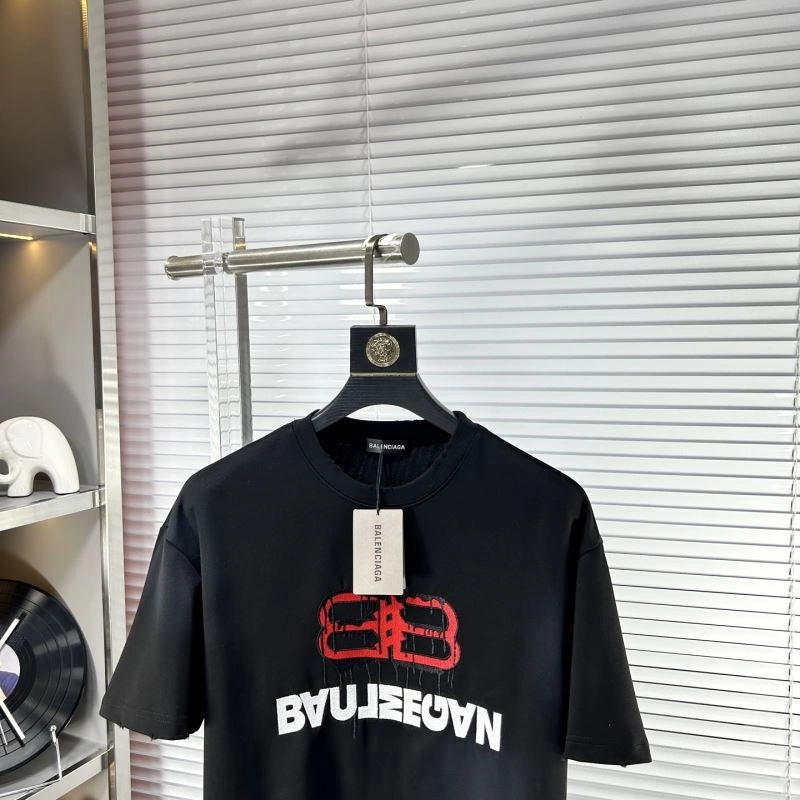 Reliable Balenciaga T-Shirts 97281
