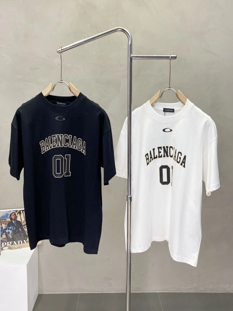 Stylish Balenciaga T-Shirts 97242