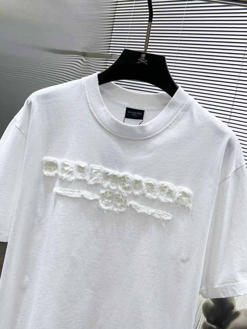 Flexible Balenciaga T-Shirts 97231