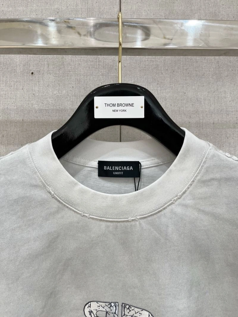 Balenciaga T-Shirts Resilient 97228