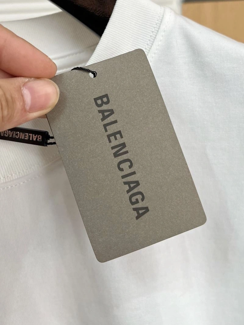 Sporty Balenciaga T-Shirts 97236