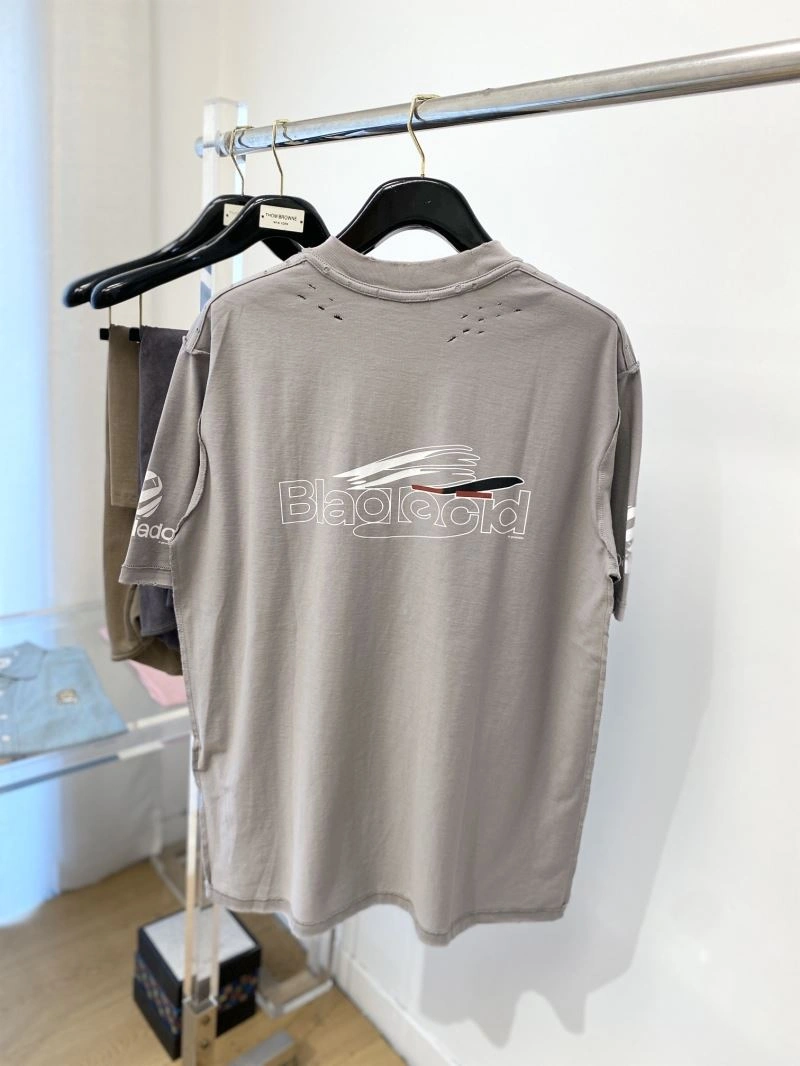 Sporty Balenciaga T-Shirts 97229