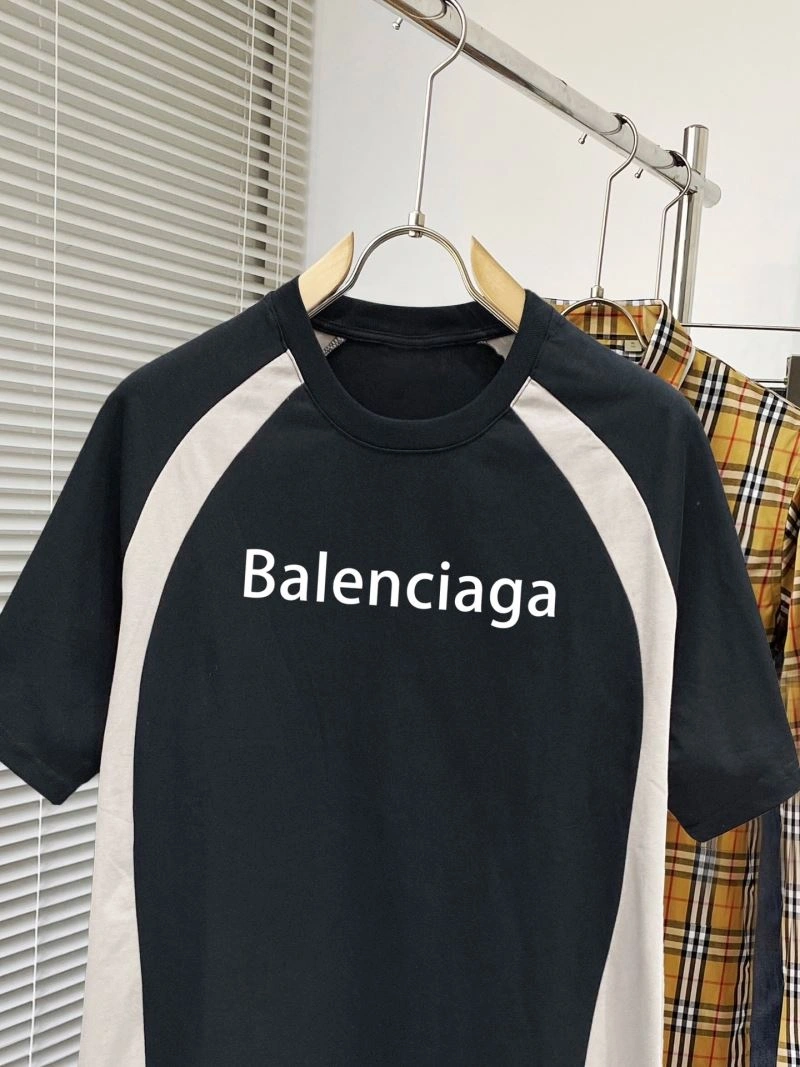 Balenciaga T-Shirts Durable 97210