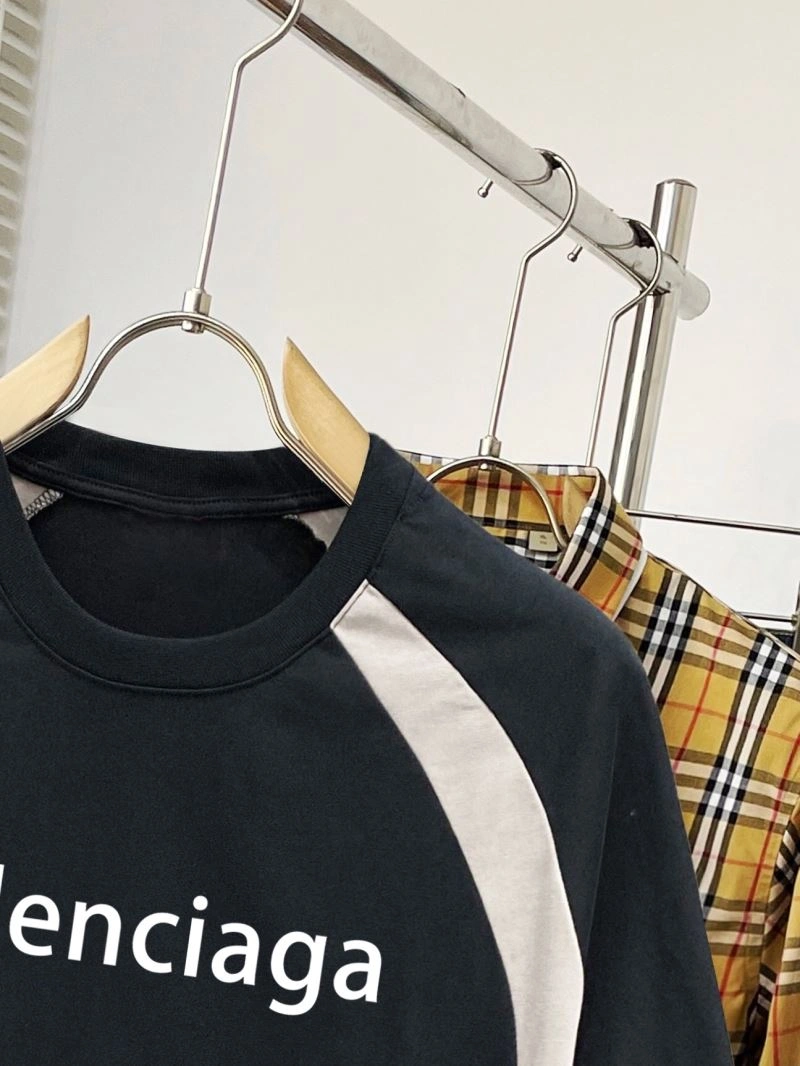 Balenciaga T-Shirts Durable 97210