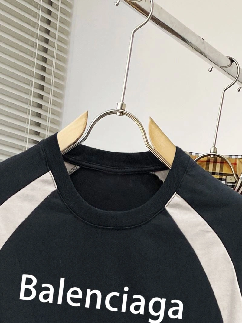 Balenciaga T-Shirts Durable 97210