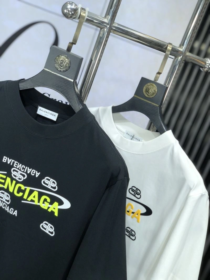 Sporty Balenciaga T-Shirts 97172