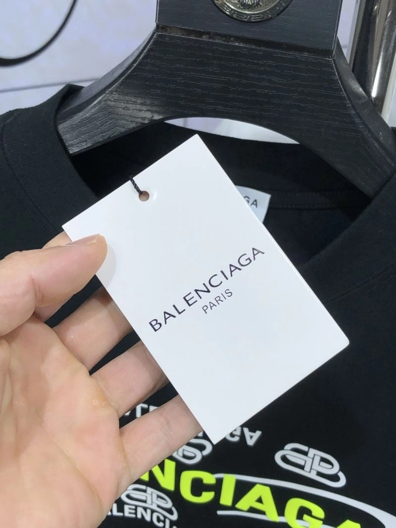 Sporty Balenciaga T-Shirts 97172