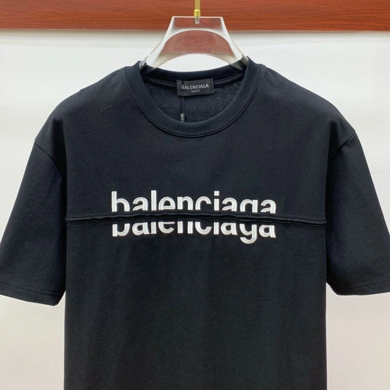 Balenciaga T-Shirts Elegant 97194